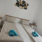 Bozena 4 Apartman *